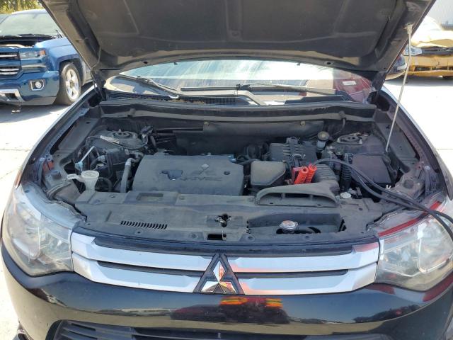 Photo 12 from auction – 2015 MITSUBISHI OUTLANDER with VIN JA4AD3A31FZ006309