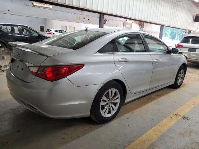 Photo 3 from auction – 2012 HYUNDAI SONATA GLS with VIN 5NPEB4AC4CH325466