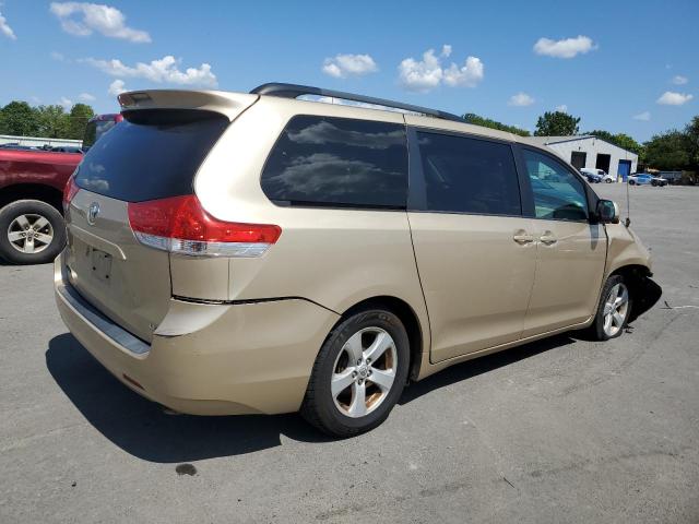 Photo 3 from auction – 2011 TOYOTA SIENNA LE with VIN 5TDKK3DC0BS174658