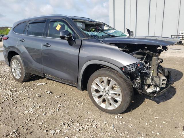 Photo 4 from auction – 2021 TOYOTA HIGHLANDER with VIN 5TDYZRAH5MS517783