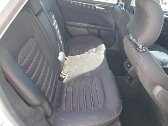 Photo 10 from auction – 2016 FORD FUSION SE with VIN 3FA6P0HD7GR328030