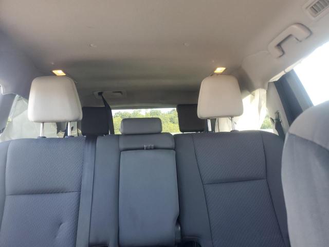 Photo 10 from auction – 2016 TOYOTA HIGHLANDER with VIN 5TDBKRFH1GS267143