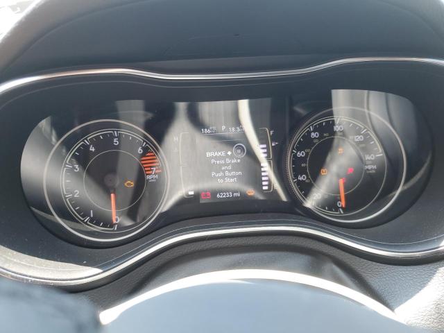 Photo 9 from auction – 2019 JEEP CHEROKEE L with VIN 1C4PJLLB4KD296372