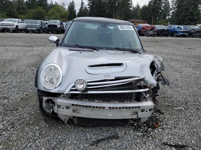 Photo 5 from auction – 2006 MINI COOPER S with VIN WMWRE33526TJ40525