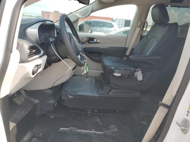 Photo 7 from auction – 2023 CHRYSLER PACIFICA T with VIN 2C4RC1BGXPR582588