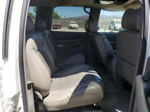 Photo 11 from auction – 2002 GMC DENALI XL with VIN 1GKFK66U92J234849