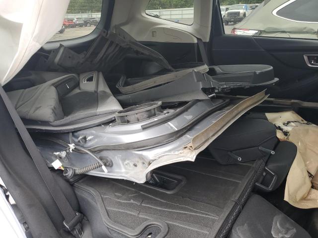 Photo 13 from auction – 2019 SUBARU FORESTER P with VIN JF2SKAEC9KH456564