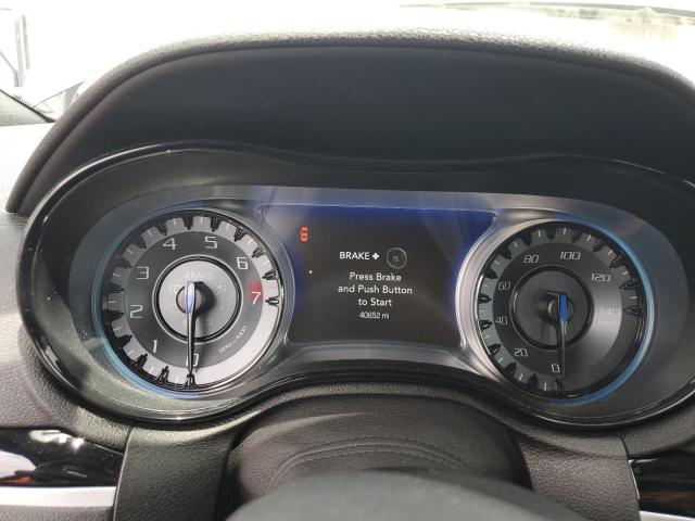 Снимка 9 от търг – 2023 CHRYSLER 300 S с VIN 2C3CCABG0PH537630