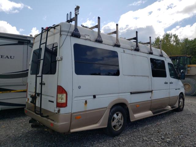 Photo 4 from auction – 2005 FREIGHTLINER SPRINTER 2 with VIN WDYPD744X55782573