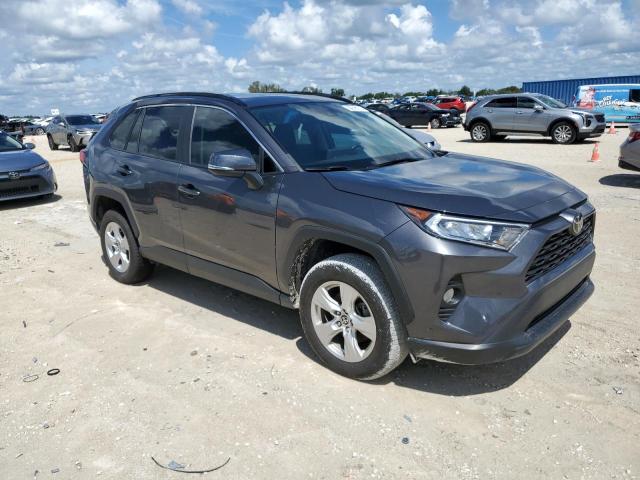 Photo 4 from auction – 2021 TOYOTA RAV4 XLE with VIN 2T3W1RFV4MC159010