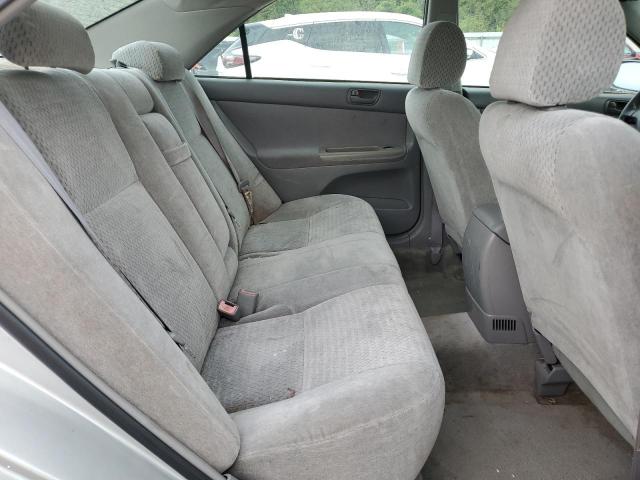 Photo 10 from auction – 2003 TOYOTA CAMRY LE with VIN 4T1BE32K33U130048