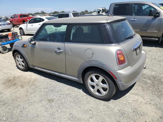 Photo 2 from auction – 2008 MINI COOPER with VIN WMWMF33558TU67141