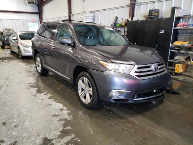 Photo 4 from auction – 2013 TOYOTA HIGHLANDER with VIN 5TDDK3EH8DS186708