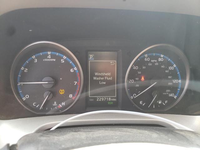 Photo 9 from auction – 2017 TOYOTA RAV4 XLE with VIN 2T3WFREV0HW385777