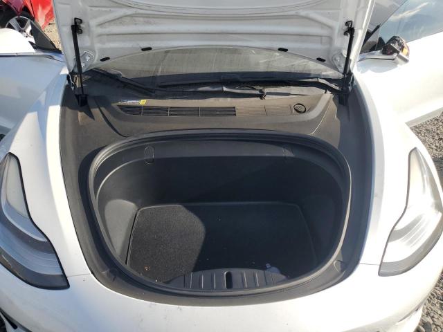 Photo 11 from auction – 2018 TESLA MODEL 3 with VIN 5YJ3E1EA4JF042115