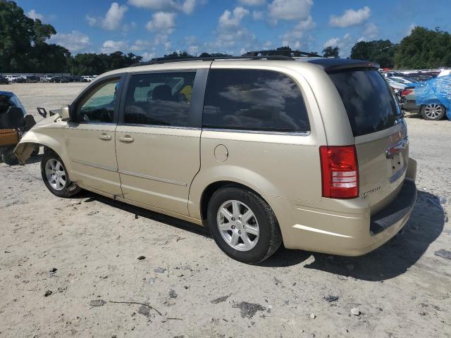 Photo 2 from auction – 2010 CHRYSLER TOWN & COU with VIN 2A4RR8DX5AR495722