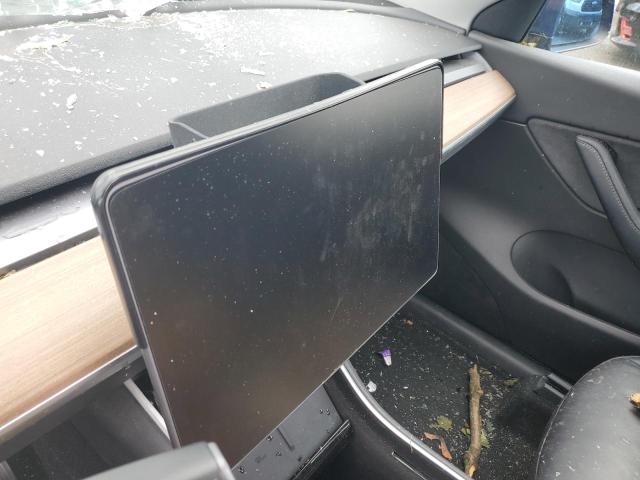 Photo 9 from auction – 2020 TESLA MODEL Y with VIN 5YJYGDEE2LF015602