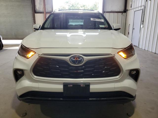 Photo 5 from auction – 2023 TOYOTA HIGHLANDER with VIN 5TDKDRBH4PS023924
