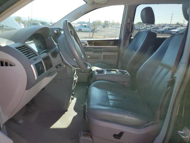 Photo 7 from auction – 2010 CHRYSLER TOWN & COU with VIN 2A4RR5D10AR214064