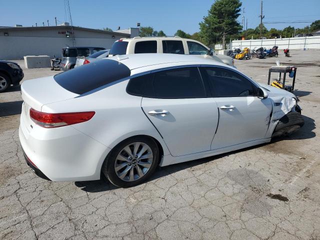 Photo 3 from auction – 2018 KIA OPTIMA EX with VIN 5XXGU4L33JG249764