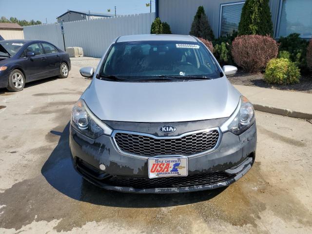 Photo 5 from auction – 2016 KIA FORTE LX with VIN KNAFX4A63G5505864