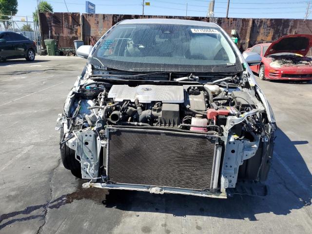 Photo 5 from auction – 2016 TOYOTA PRIUS with VIN JTDKARFU3G3017209