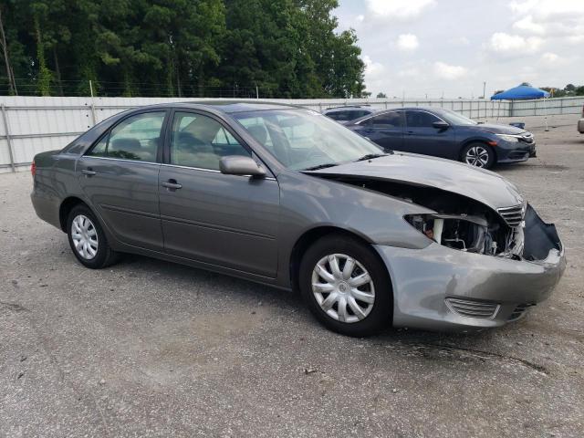 Photo 4 from auction – 2005 TOYOTA CAMRY LE with VIN 4T1BE32K05U560865