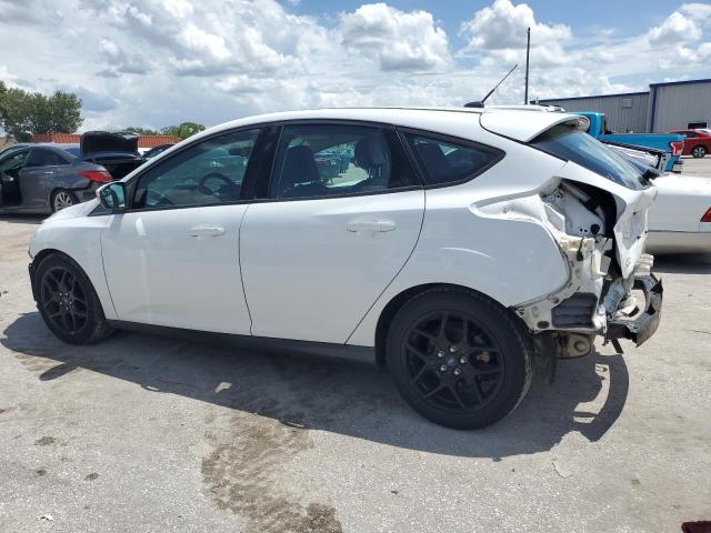 Photo 2 from auction – 2016 FORD FOCUS SE with VIN 1FADP3K23GL240056