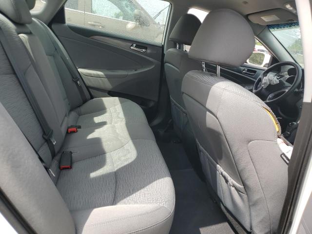 Photo 10 from auction – 2014 HYUNDAI SONATA HYB with VIN KMHEC4A46EA117889
