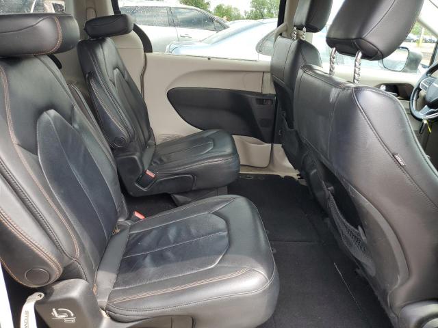Photo 11 from auction – 2017 CHRYSLER PACIFICA T with VIN 2C4RC1BG1HR543888