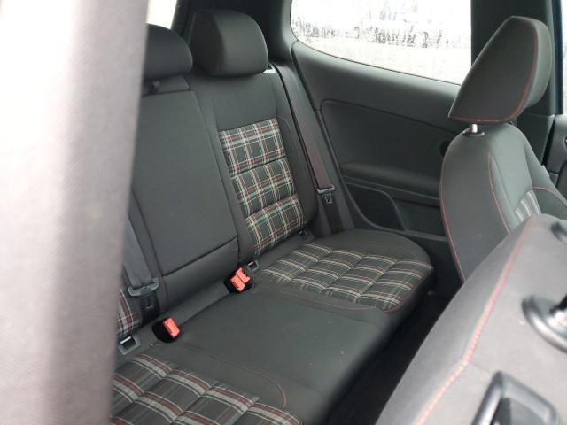 Photo 10 from auction – 2013 VOLKSWAGEN GTI with VIN WVWFD7AJ5DW058090