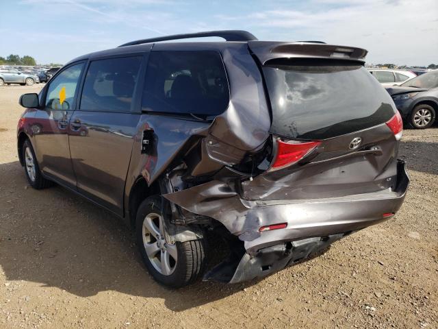 Photo 2 from auction – 2011 TOYOTA SIENNA LE with VIN 5TDKK3DC1BS023408