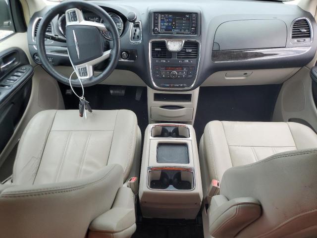 Photo 8 from auction – 2016 CHRYSLER TOWN & COU with VIN 2C4RC1BG2GR247759