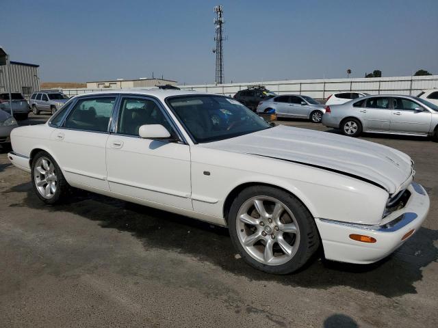 Photo 4 from auction – 2002 JAGUAR XJR with VIN SAJDA15B42MF42359