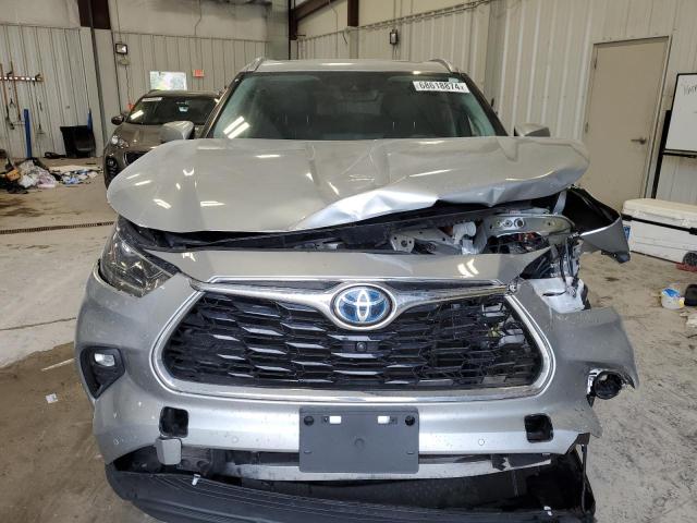 Photo 5 from auction – 2021 TOYOTA HIGHLANDER with VIN 5TDXBRCH6MS026460
