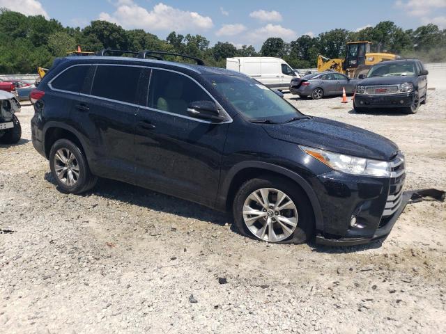 Photo 4 from auction – 2017 TOYOTA HIGHLANDER with VIN 5TDKZRFH3HS517088
