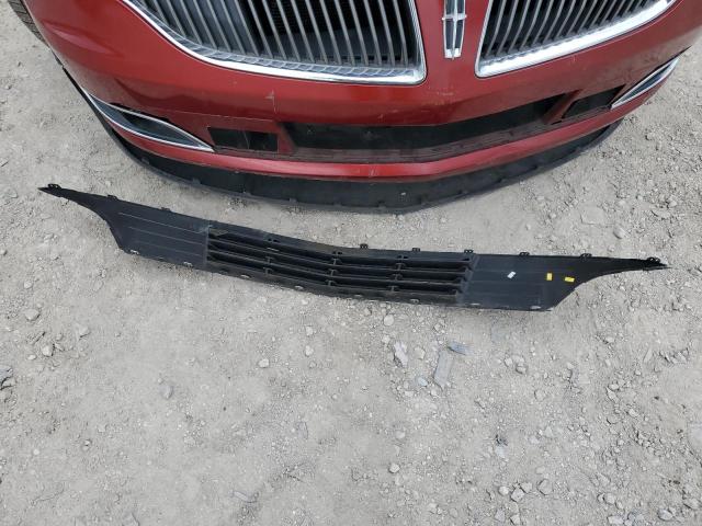 Photo 13 from auction – 2016 LINCOLN MKT with VIN 2LMHJ5AT0GBL01673
