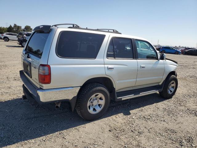 Photo 3 from auction – 1999 TOYOTA 4RUNNER SR with VIN JT3GN86R9X0099274
