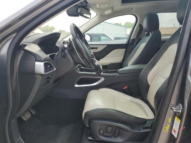 Photo 7 from auction – 2017 JAGUAR F-PACE R - with VIN SADCL2BV6HA065230