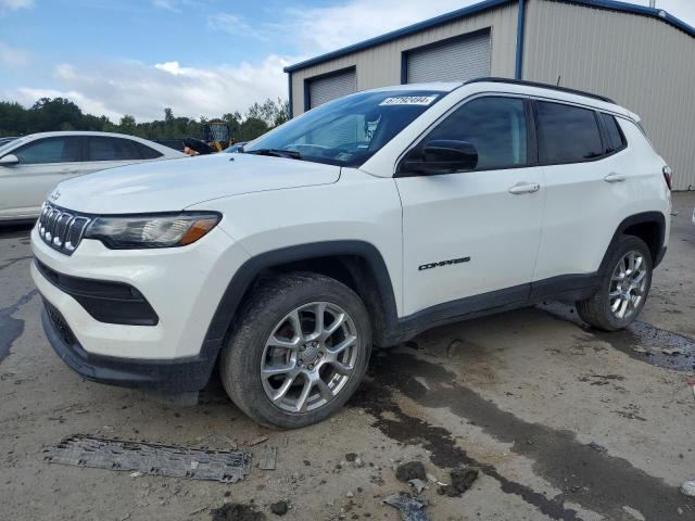 JEEP COMPASS LA 2022 with VIN 3C4NJDFB2NT206045 - Photo from auction