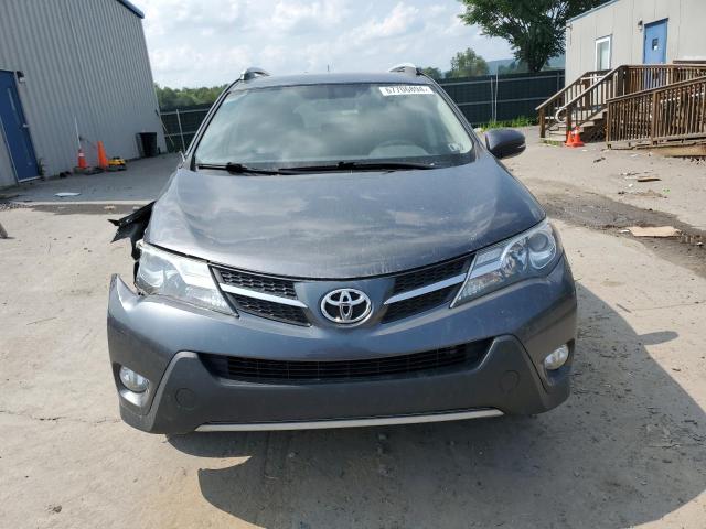 Photo 5 from auction – 2015 TOYOTA RAV4 XLE with VIN JTMRFREV1FD117960
