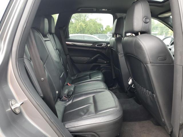 Photo 11 from auction – 2011 PORSCHE CAYENNE S with VIN WP1AE2A28BLA91228