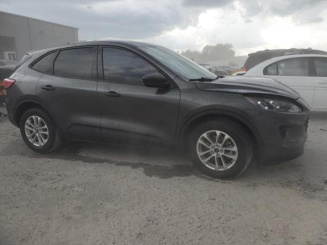 Photo 4 from auction – 2020 FORD ESCAPE S with VIN 1FMCU0F61LUB70244