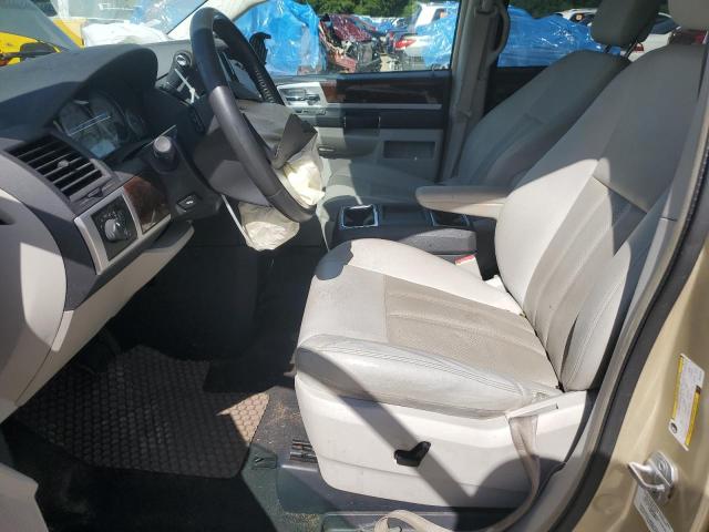 Photo 7 from auction – 2010 CHRYSLER TOWN & COU with VIN 2A4RR8DX5AR495722