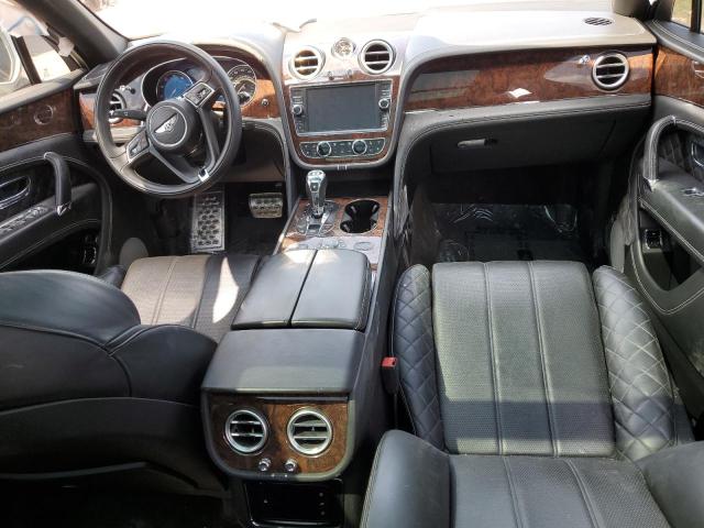 Photo 8 from auction – 2017 BENTLEY BENTAYGA with VIN SJAAC2ZV5HC014350