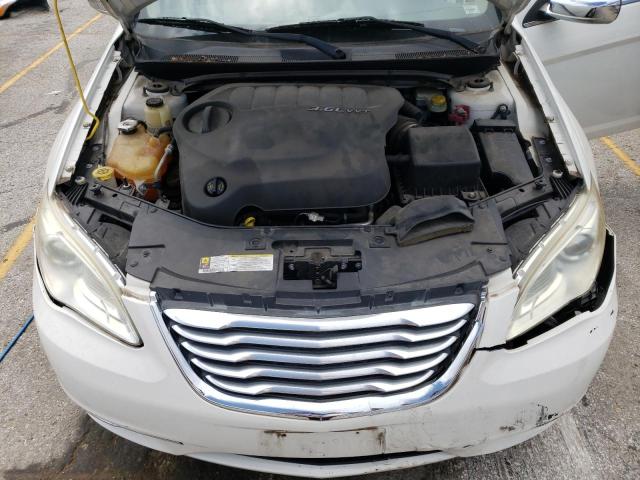 Photo 11 from auction – 2011 CHRYSLER 200 LIMITE with VIN 1C3BC2FGXBN520457