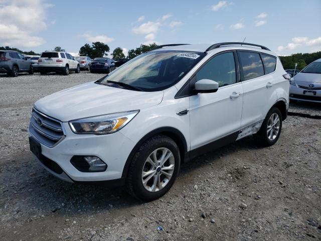 FORD ESCAPE SE 2018 z numerem VIN 1FMCU9GD0JUC49600 - Zdjęcie z aukcji