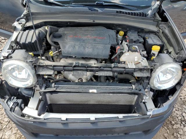 Photo 11 from auction – 2016 JEEP RENEGADE L with VIN ZACCJBDT8GPC76781