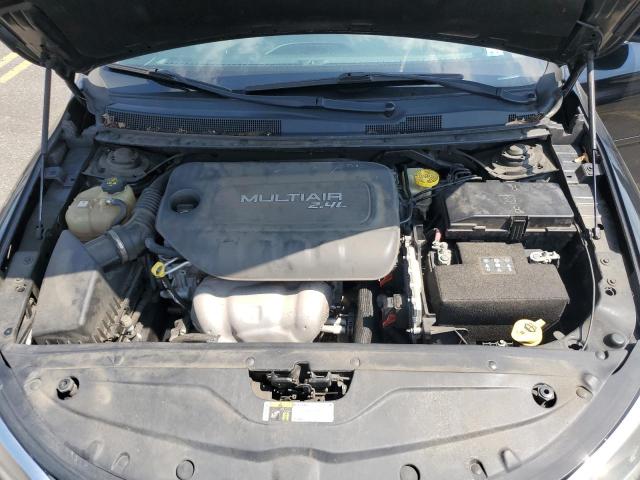 Photo 11 from auction – 2015 CHRYSLER 200 LIMITE with VIN 1C3CCCAB1FN561751