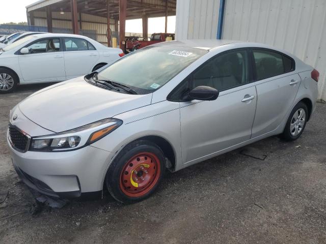 Photo 1 from auction – 2017 KIA FORTE LX with VIN 3KPFK4A70HE035339
